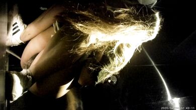 KTV女厕全景偷拍多位漂亮小姐姐嘘嘘⭐全部都是极品小嫩鲍3 (7)